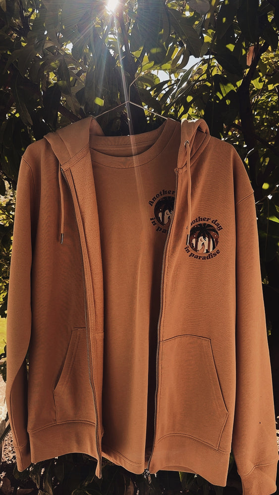 New ! “Another day in paradise“ - Organic zip hoodie in natural raw and latte
