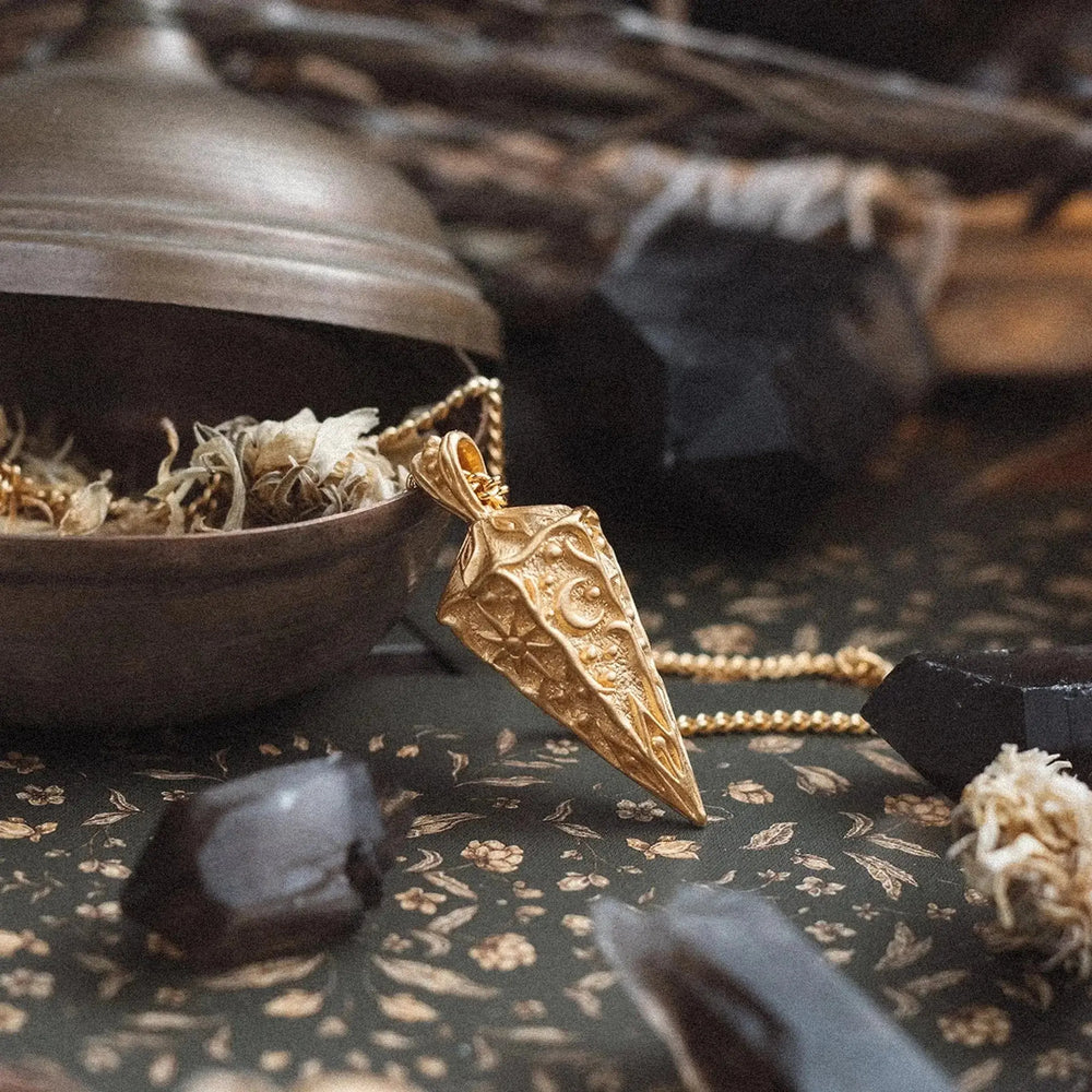 New ! Inner Compass • Pendulum necklace