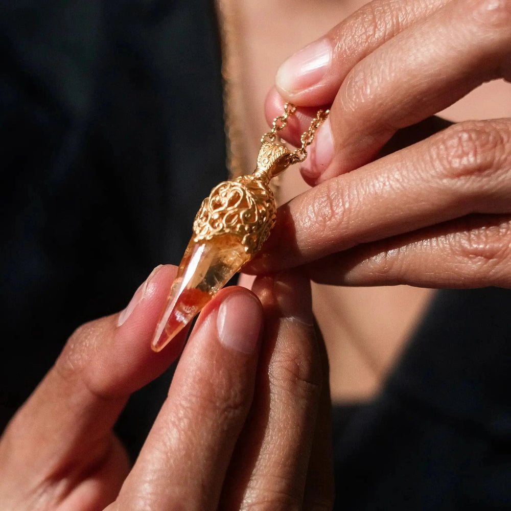 New ! Inner Sun • Pendulum Necklace